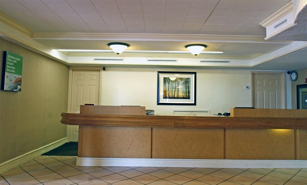 Motel 6-Dallas, Tx - Farmers Branch Εξωτερικό φωτογραφία